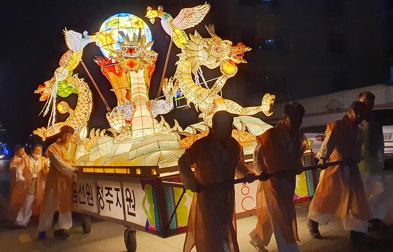 연등행렬 2.jpg
