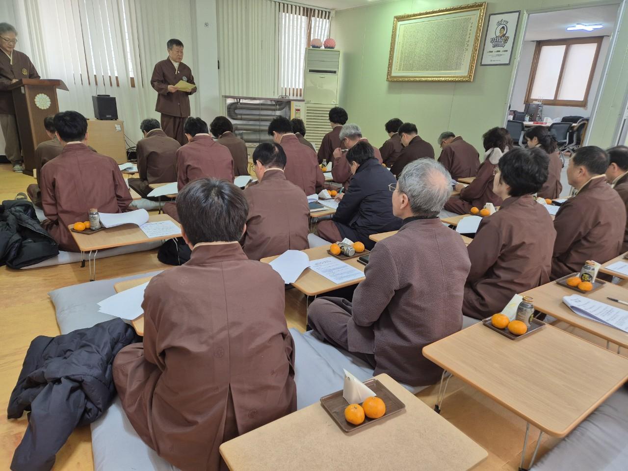 2026년 제1회 지역단 운영위원회 사진 3(덕문 정원희 단장 인사말).jpg