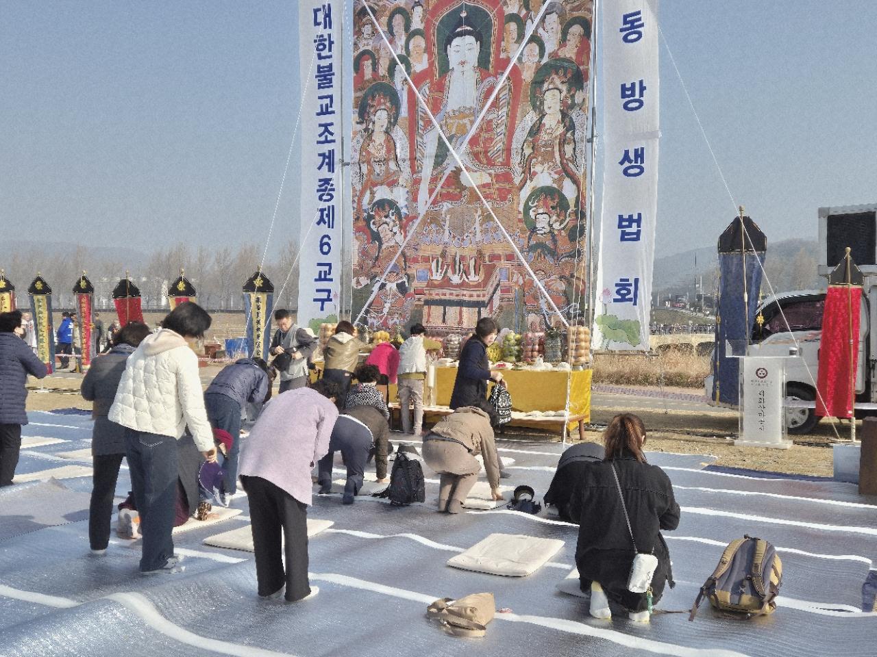 6교구본사 마곡사 주관 아산 곡교천 방생대법회 지원 (2026. 3.28) 1.jpg